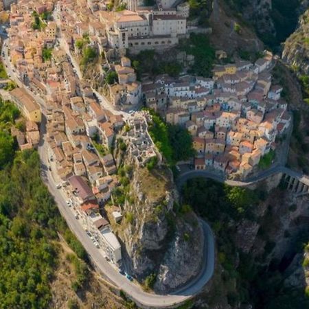 Casetta Nel Borgo Pianello Con Vista Panoramica Muro Lucano Экстерьер фото